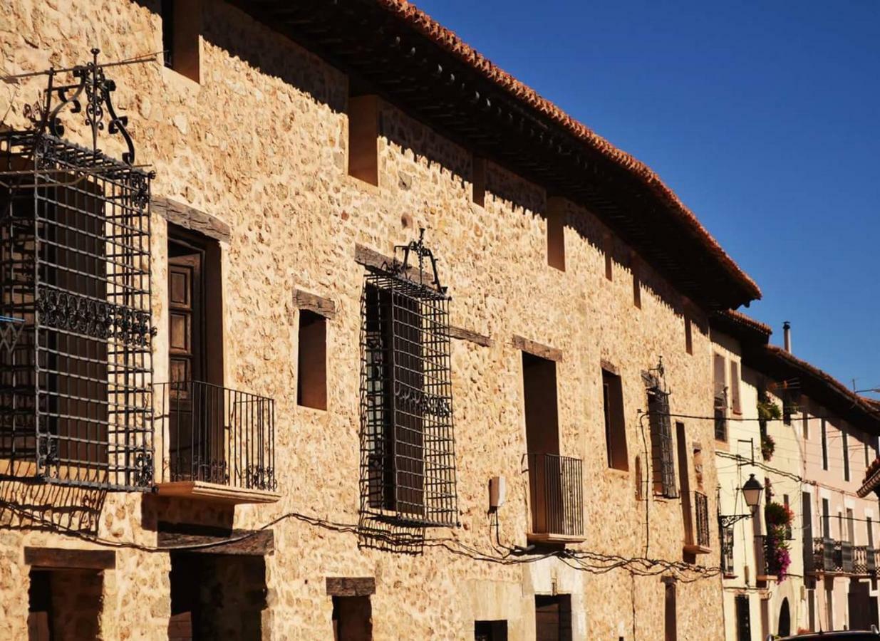 Hostal Restaurante San Millan 奥里韦拉德尔特雷梅达尔 外观 照片