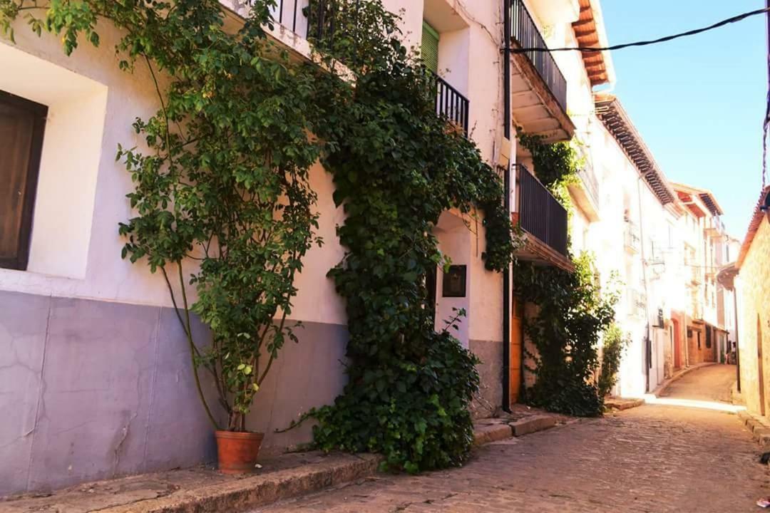 Hostal Restaurante San Millan 奥里韦拉德尔特雷梅达尔 外观 照片